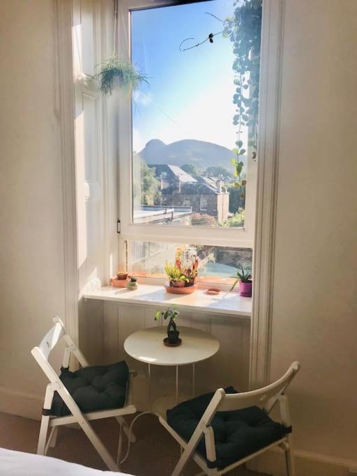 Cosy 2 Bedroom Flat In 爱丁堡 外观 照片
