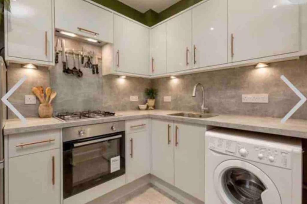 Cosy 2 Bedroom Flat In 爱丁堡 外观 照片