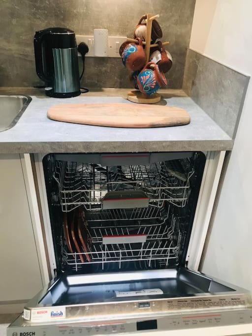 Cosy 2 Bedroom Flat In 爱丁堡 外观 照片